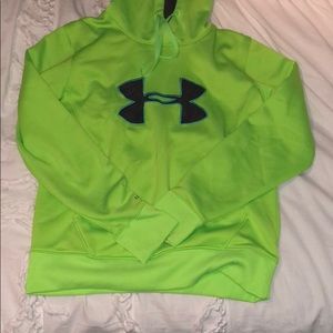 Underarmour sweatshirt!!